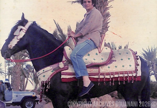 Naima Saoudi sur le cheval