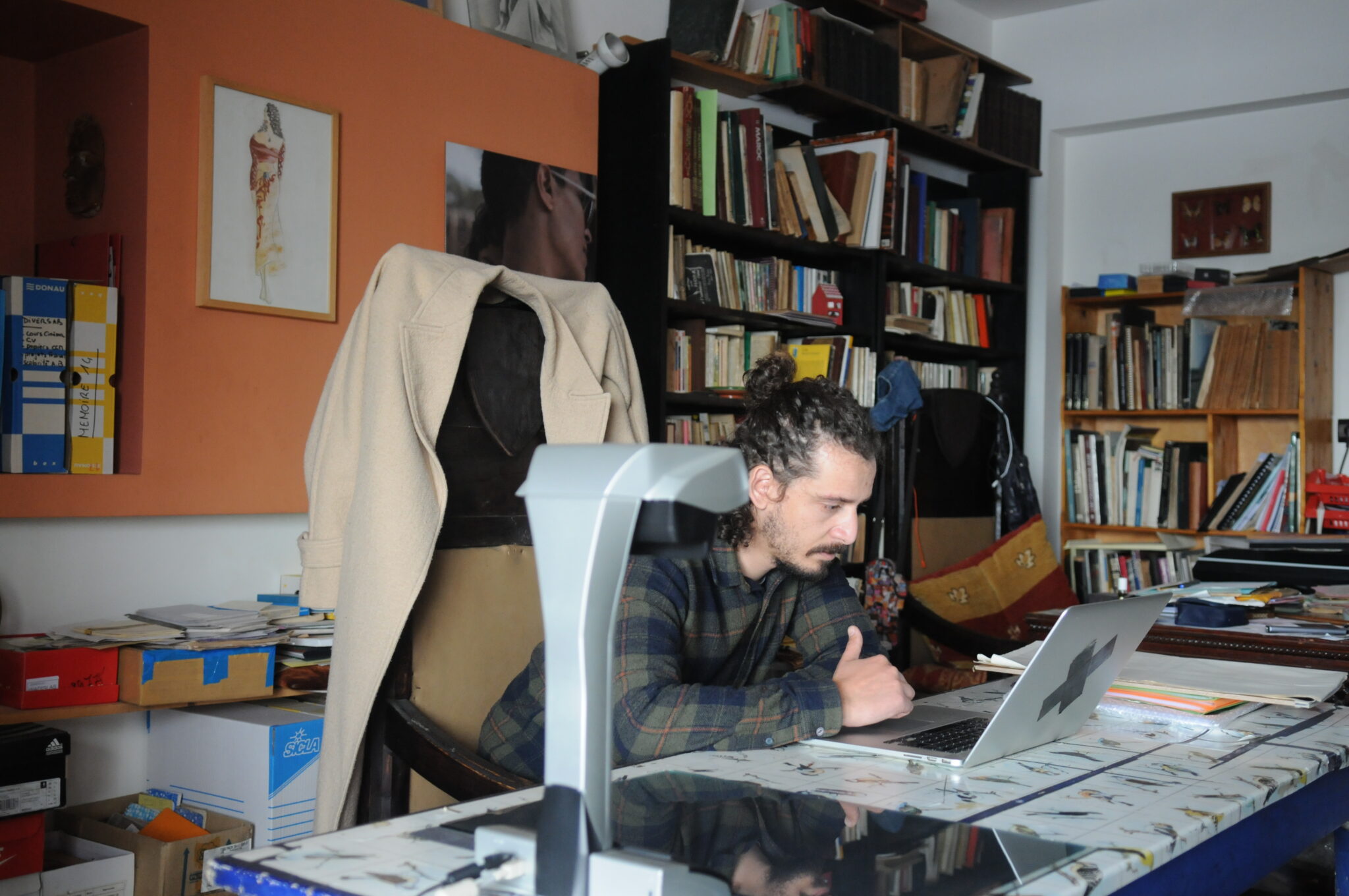 Nadir Bouhmouch Aux Archives Bouanani.